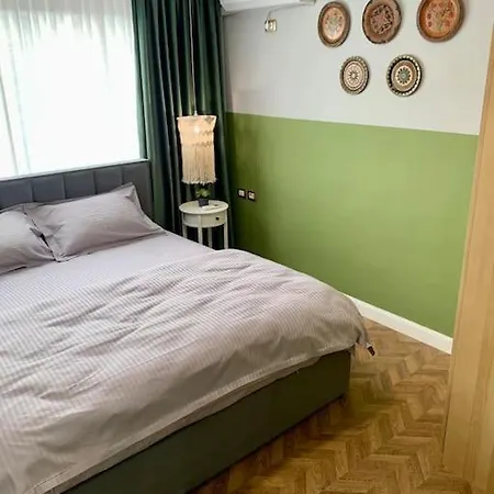 “city Center View” 2 Bedroom 地拉那