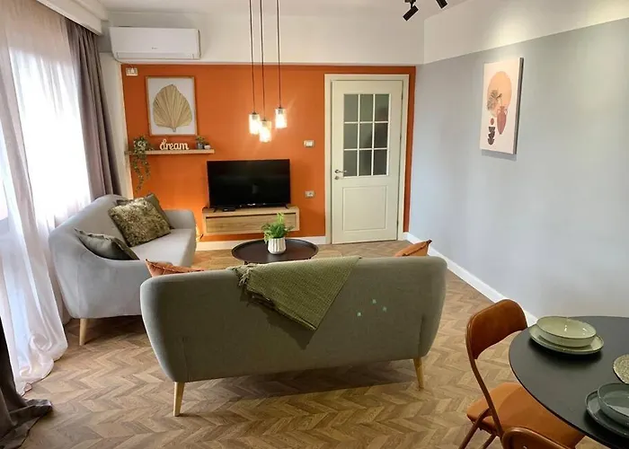 “city Center View” 2 Bedroom * Tirana