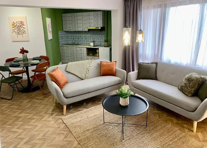 Appartement “city Center View” 2 Bedroom Tirana